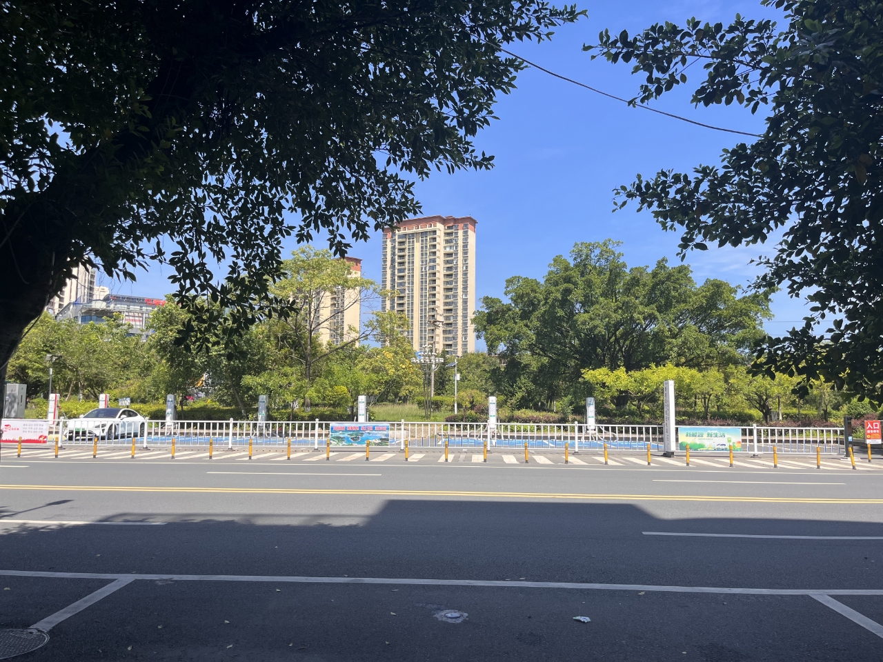 行政中心充电站